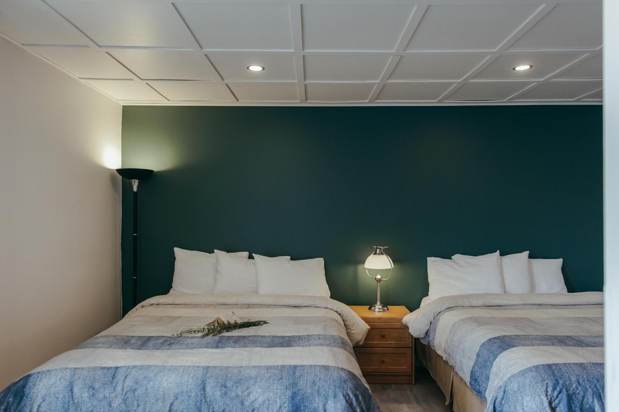 Motel Des Cascades Baie-Saint-Paul Zewnętrze zdjęcie