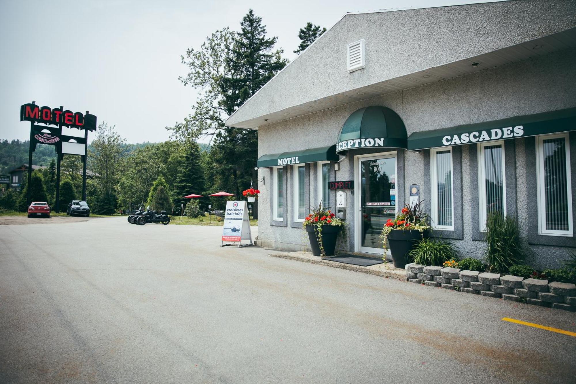 Motel Des Cascades Baie-Saint-Paul Zewnętrze zdjęcie